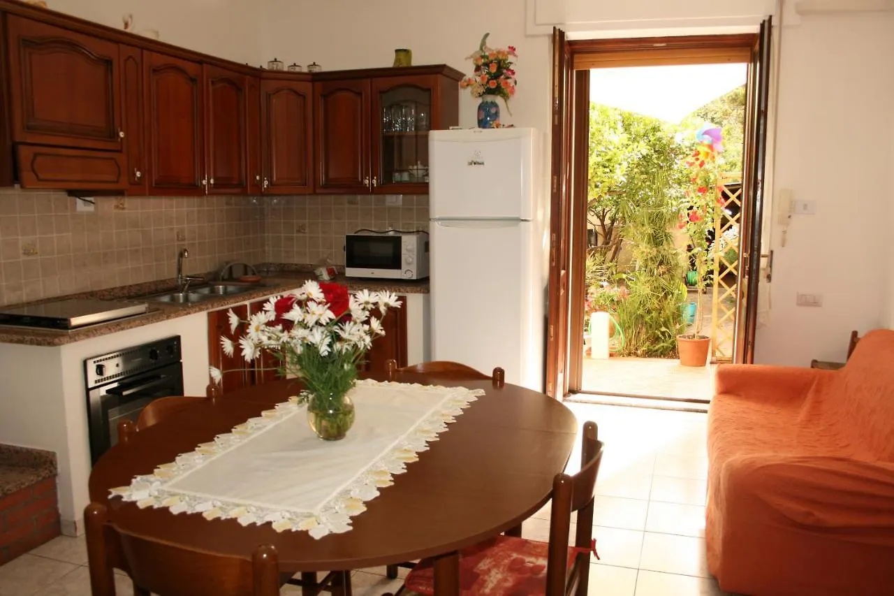 Semesterbostad La Casa Dei Nonni Villa Iglesias Italien
